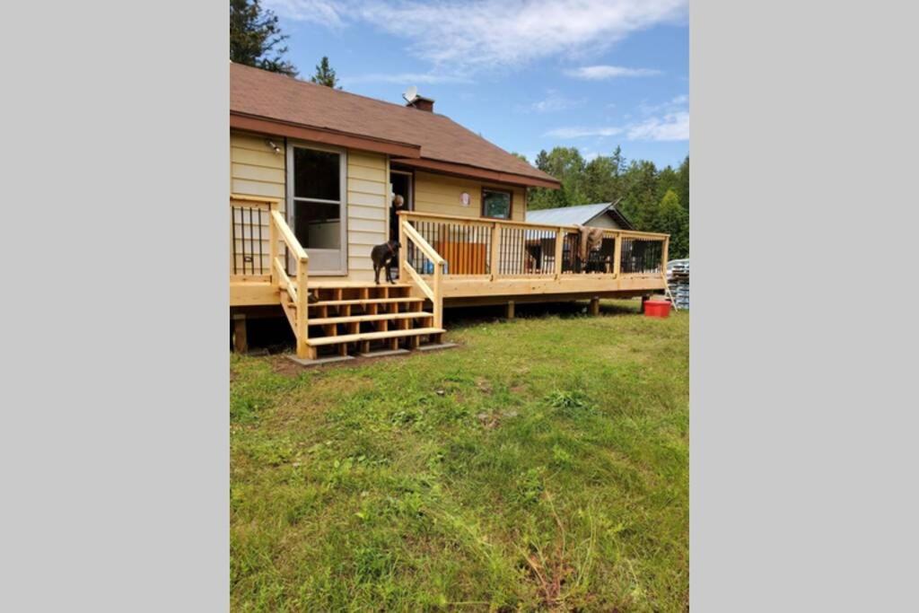Michaels Bay Getaway On Manitoulin Island Holiday home