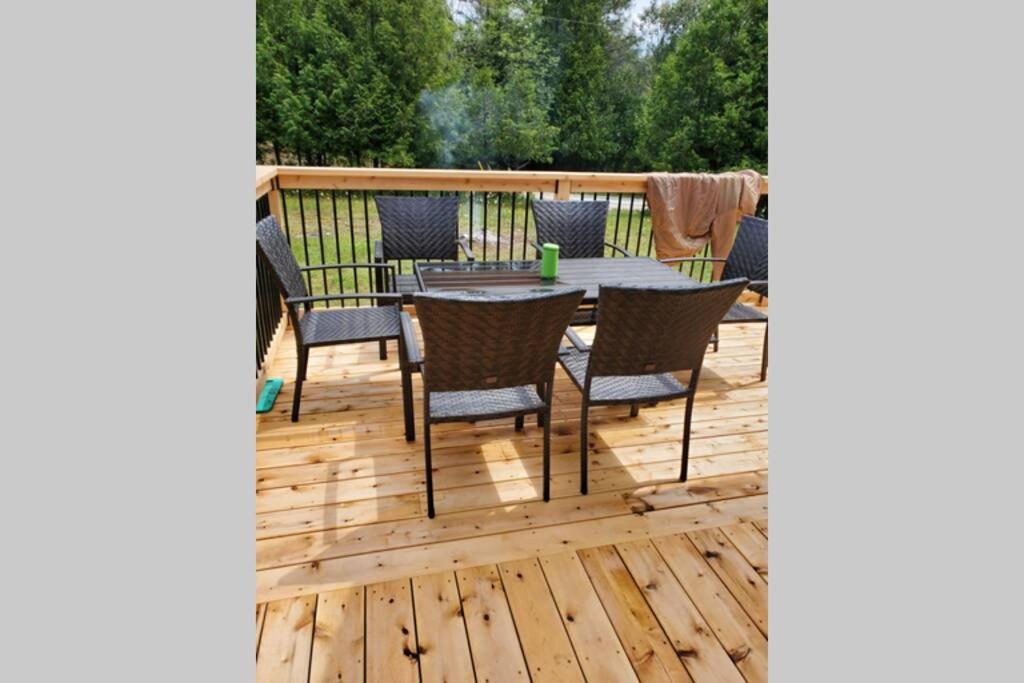 Michaels Bay Getaway On Manitoulin Island Holiday home