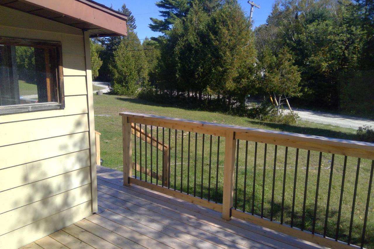 Michaels Bay Getaway On Manitoulin Island Holiday home *