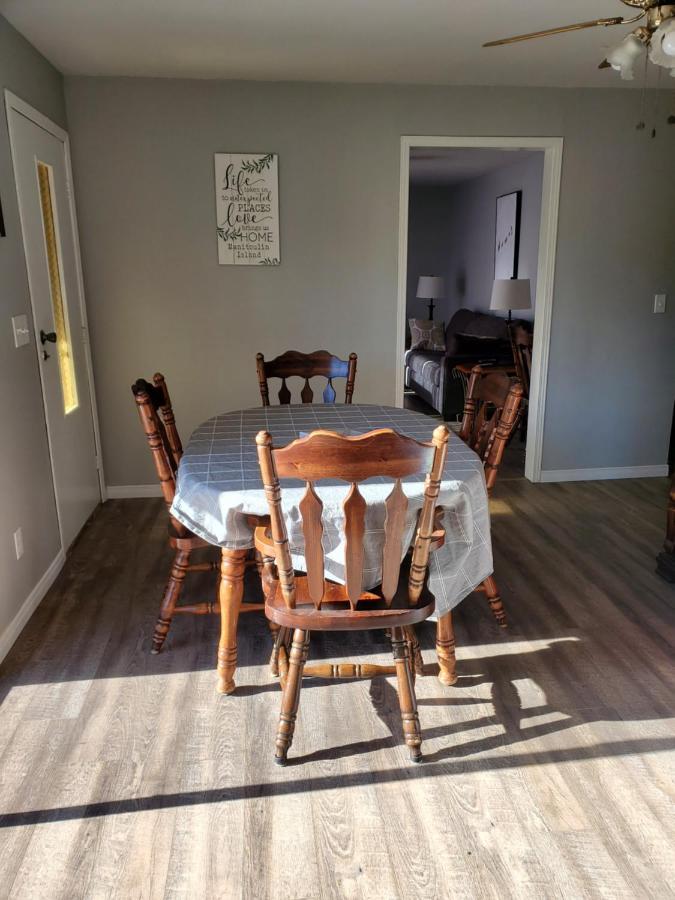Michaels Bay Getaway On Manitoulin Island Holiday home South Baymouth
