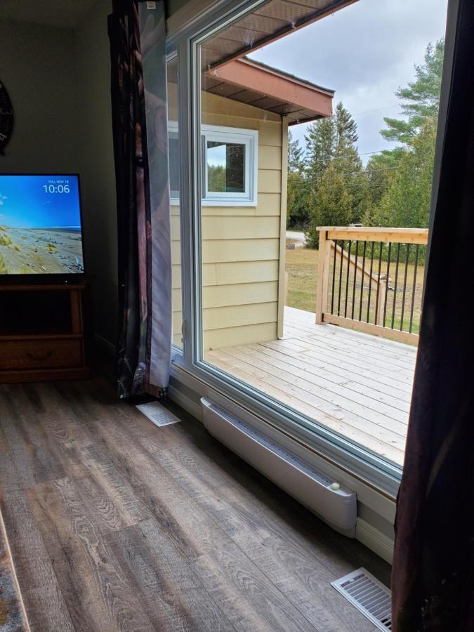 Michaels Bay Getaway On Manitoulin Island Holiday home